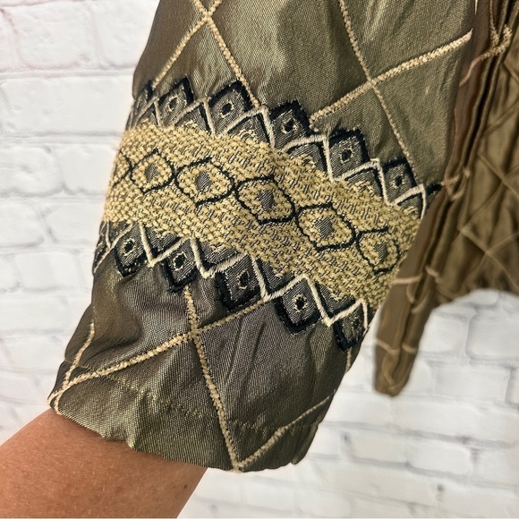 Woman’s formal jacket blazer size 1X plus size gold diamond wedding winter - Picture 4 of 14